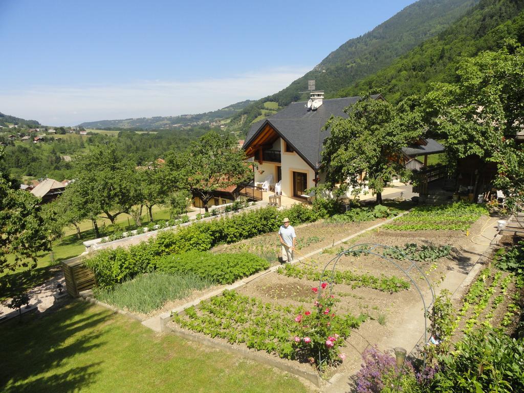 Hôtel Plein Soleil Vacheresse Exterior foto